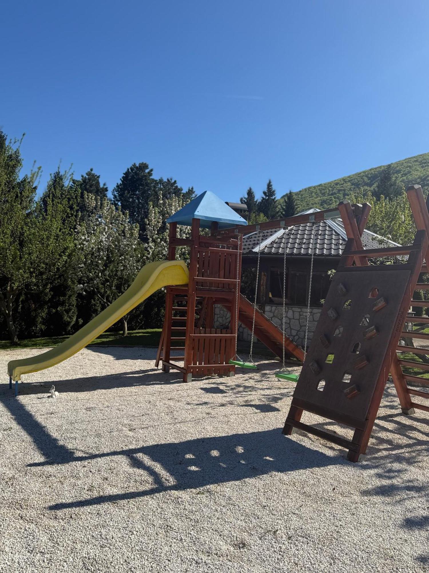 Plitvice Pension Perisic Korenica Ngoại thất bức ảnh