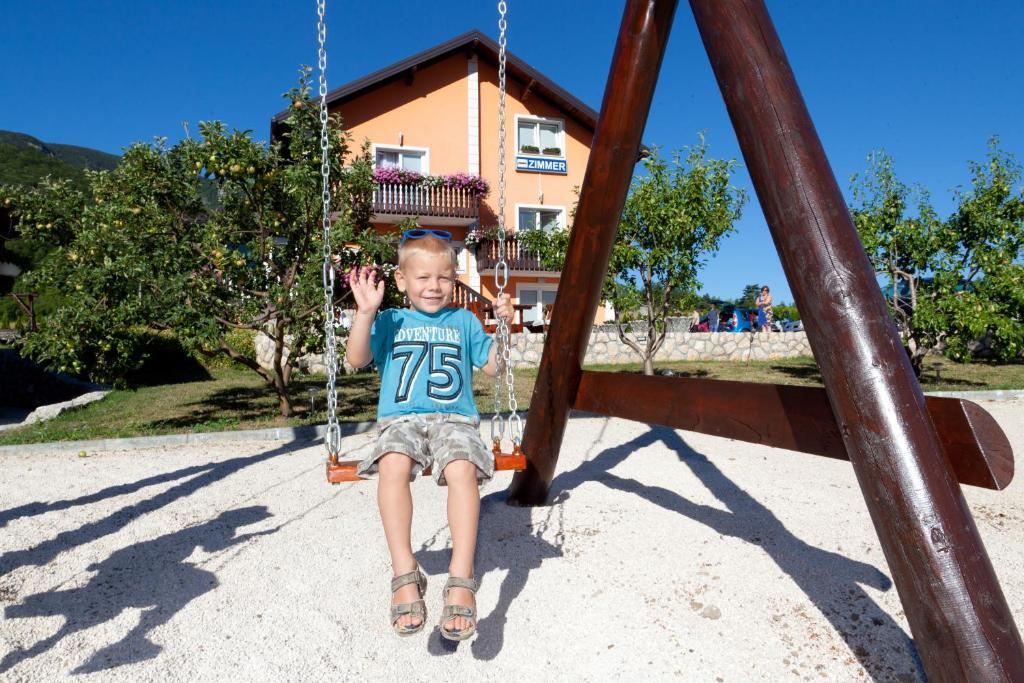 Plitvice Pension Perisic Korenica Ngoại thất bức ảnh