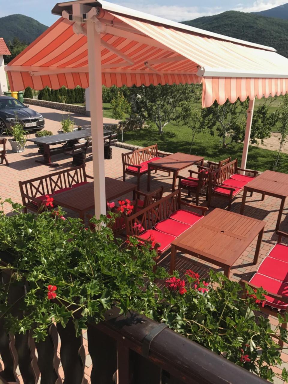 Plitvice Pension Perisic Korenica Ngoại thất bức ảnh