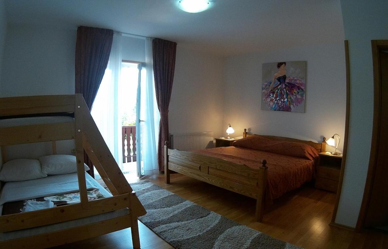 Plitvice Pension Perisic Korenica Ngoại thất bức ảnh